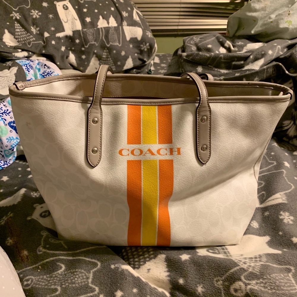 NWT Rare color combo Coach tote